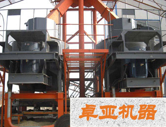 制砂現(xiàn)場圖